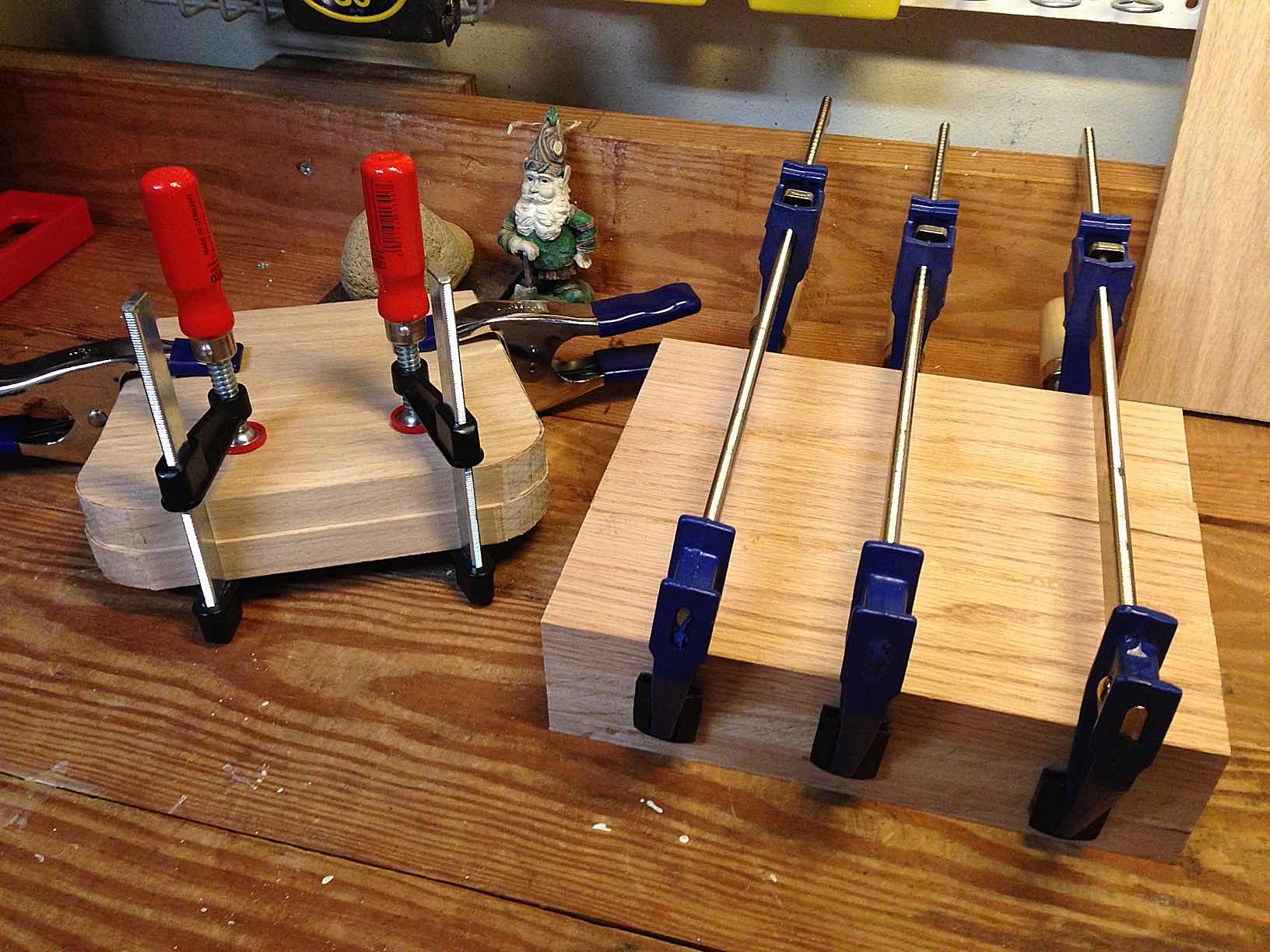 Glueing display stands.